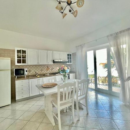 Casa Vacanze Mariafrancesca Ischia Bagian luar foto