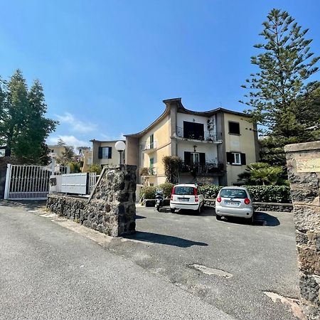 Casa Vacanze Mariafrancesca Ischia Bagian luar foto