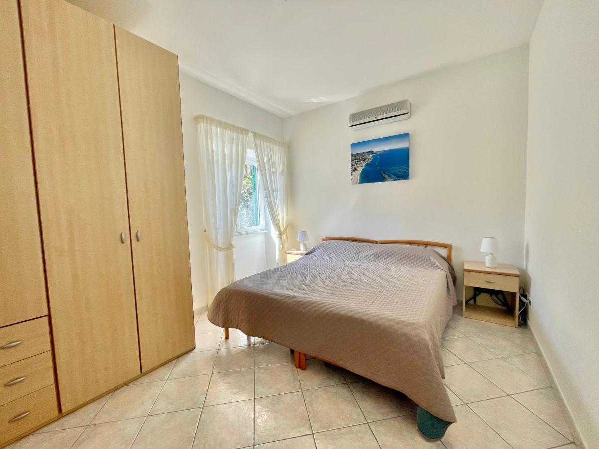 Casa Vacanze Mariafrancesca Ischia Bagian luar foto