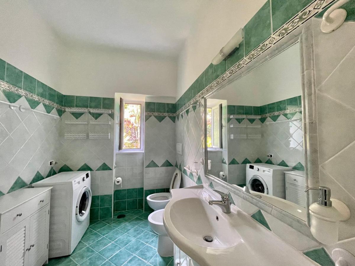 Casa Vacanze Mariafrancesca Ischia Bagian luar foto