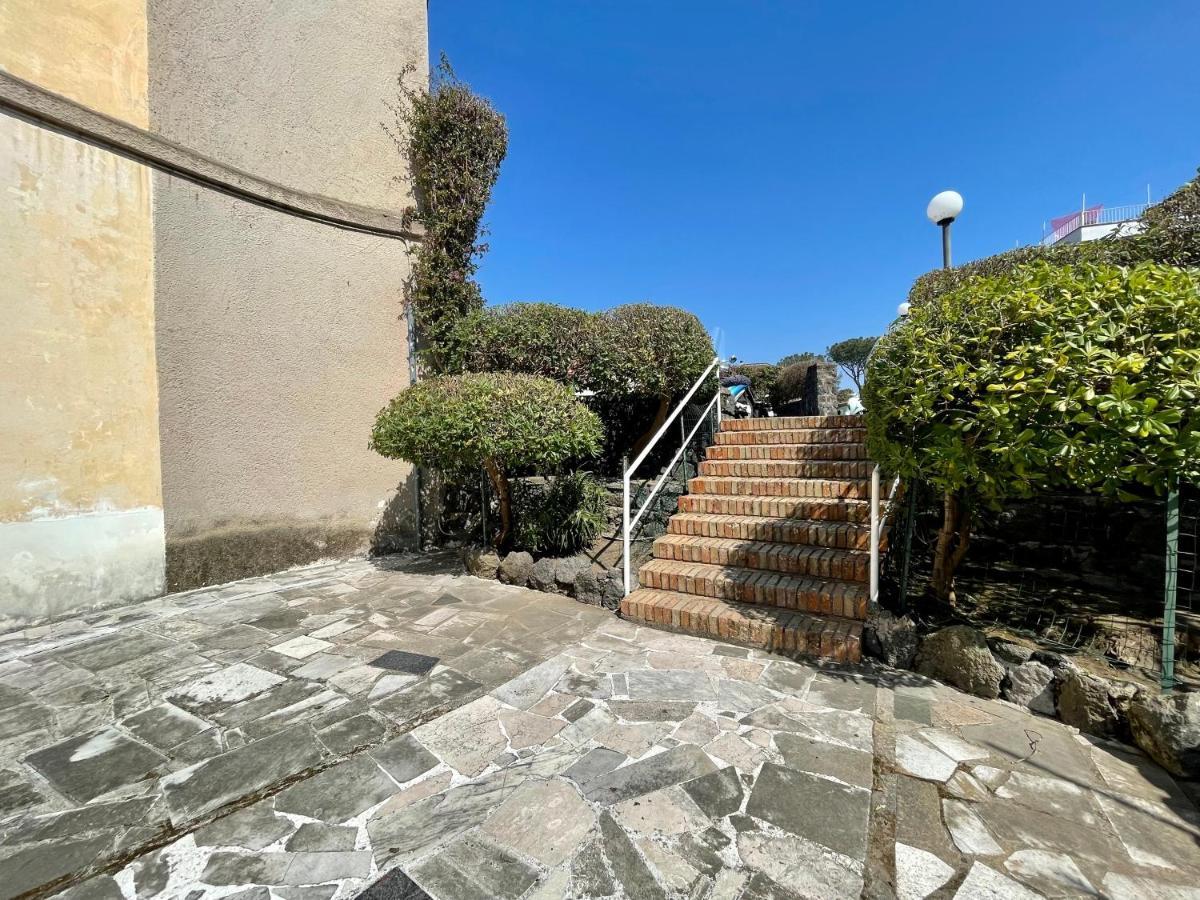 Casa Vacanze Mariafrancesca Ischia Bagian luar foto